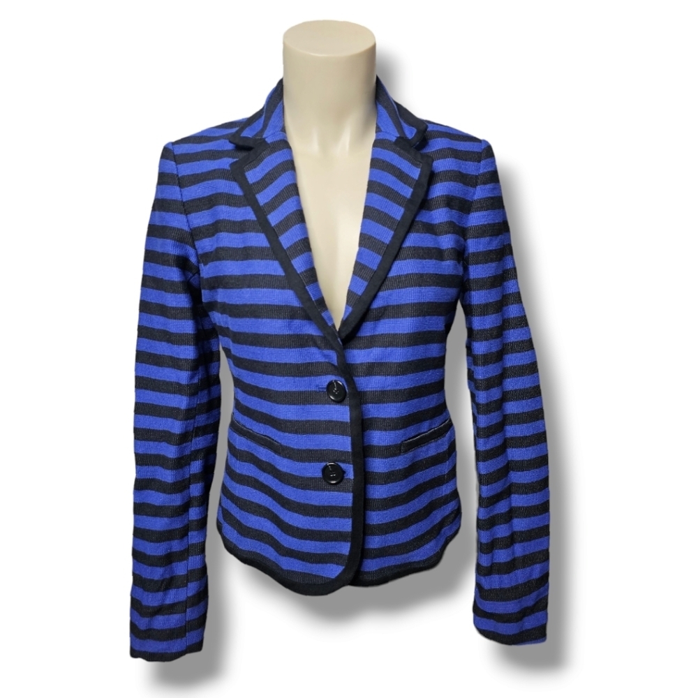 LOFT stripe blazer size 4 💜🖤
